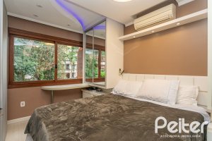 Apartamento à venda com 129m², 4 dormitórios, 1 suíte, 2 vagas, no bairro Ipanema em Porto Alegre