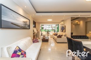 Apartamento à venda com 129m², 4 dormitórios, 1 suíte, 2 vagas, no bairro Ipanema em Porto Alegre