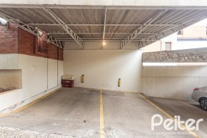 Apartamento à venda com 129m², 4 dormitórios, 1 suíte, 2 vagas, no bairro Ipanema em Porto Alegre