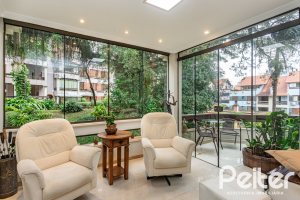 Apartamento à venda com 129m², 4 dormitórios, 1 suíte, 2 vagas, no bairro Ipanema em Porto Alegre