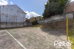 Apartamento à venda com 72m², 2 dormitórios, 1 suíte, 1 vaga, no bairro Cristal em Porto Alegre