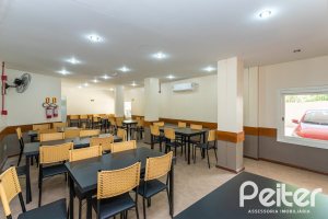 Apartamento à venda com 72m², 2 dormitórios, 1 suíte, 1 vaga, no bairro Cristal em Porto Alegre
