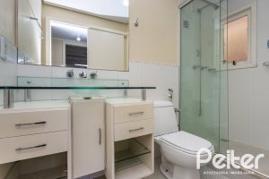 Apartamento à venda com 72m², 2 dormitórios, 1 suíte, 1 vaga, no bairro Cristal em Porto Alegre