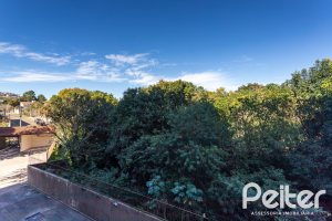 Apartamento à venda com 72m², 2 dormitórios, 1 suíte, 1 vaga, no bairro Cristal em Porto Alegre