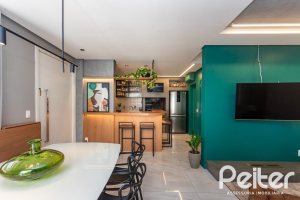 Casa em Condomínio à venda com 154m², 3 dormitórios, 3 suítes, 2 vagas, no bairro Vila Assunção em Porto Alegre