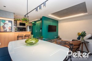 Casa em Condomínio à venda com 154m², 3 dormitórios, 3 suítes, 2 vagas, no bairro Vila Assunção em Porto Alegre
