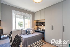 Casa em Condomínio à venda com 154m², 3 dormitórios, 3 suítes, 2 vagas, no bairro Vila Assunção em Porto Alegre