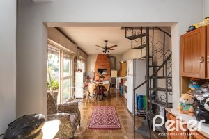 Casa em Condomínio à venda com 323m², 5 dormitórios, 1 suíte, 4 vagas, no bairro Tristeza em Porto Alegre