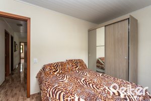 Casa à venda com 338m², 4 dormitórios, 1 suíte, 2 vagas, no bairro Vila Conceição em Porto Alegre