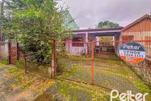 Terreno à venda com 357m², no bairro Tristeza em Porto Alegre