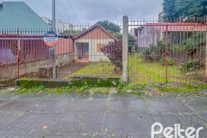 Terreno à venda com 357m², no bairro Tristeza em Porto Alegre