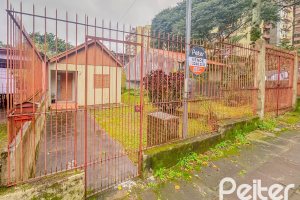 Terreno à venda com 357m², no bairro Tristeza em Porto Alegre
