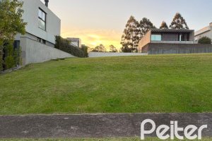 Terreno em condomínio à venda com 512m², no bairro Alphaville em PORTO ALEGRE