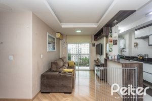 Apartamento à venda com 67m², 3 dormitórios, 1 suíte, 2 vagas, no bairro Tristeza em PORTO ALEGRE