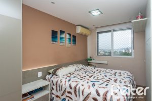 Apartamento à venda com 67m², 3 dormitórios, 1 suíte, 2 vagas, no bairro Tristeza em PORTO ALEGRE