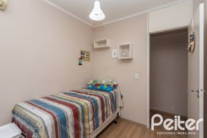 Apartamento à venda com 67m², 3 dormitórios, 1 suíte, 2 vagas, no bairro Tristeza em PORTO ALEGRE