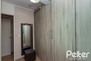 Apartamento à venda com 67m², 3 dormitórios, 1 suíte, 2 vagas, no bairro Tristeza em PORTO ALEGRE