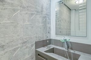 Casa em Condomínio à venda com 117m², 3 dormitórios, 1 suíte, 2 vagas, no bairro Vila Nova em PORTO ALEGRE