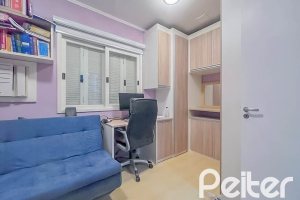 Casa em Condomínio à venda com 117m², 3 dormitórios, 1 suíte, 2 vagas, no bairro Vila Nova em PORTO ALEGRE