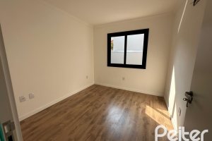 Casa em Condomínio à venda com 95m², 3 dormitórios, 1 suíte, 1 vaga, no bairro Hípica em Porto Alegre