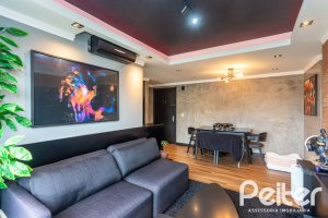 Apartamento à venda com 65m², 2 dormitórios, 1 suíte, 1 vaga, no bairro Cristal em PORTO ALEGRE