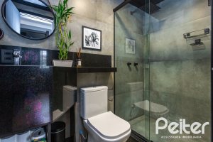 Apartamento à venda com 65m², 2 dormitórios, 1 suíte, 1 vaga, no bairro Cristal em PORTO ALEGRE