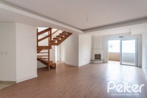 Cobertura à venda com 144m², 3 dormitórios, 1 suíte, 2 vagas, no bairro Menino Deus em Porto Alegre