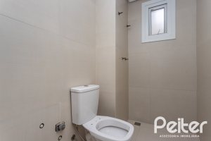 Cobertura à venda com 144m², 3 dormitórios, 1 suíte, 2 vagas, no bairro Menino Deus em Porto Alegre