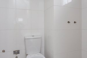 Cobertura à venda com 144m², 3 dormitórios, 1 suíte, 2 vagas, no bairro Menino Deus em Porto Alegre