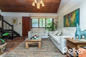 Casa em Condomínio à venda com 250m², 3 dormitórios, 1 suíte, 2 vagas, no bairro Ipanema em Porto Alegre