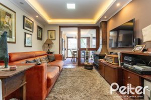 Casa em Condomínio à venda com 250m², 3 dormitórios, 1 suíte, 2 vagas, no bairro Ipanema em Porto Alegre