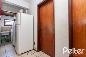 Casa em Condomínio à venda com 250m², 3 dormitórios, 1 suíte, 2 vagas, no bairro Ipanema em Porto Alegre