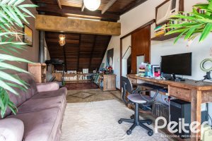 Casa em Condomínio à venda com 250m², 3 dormitórios, 1 suíte, 2 vagas, no bairro Ipanema em Porto Alegre