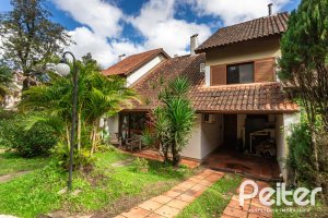 Casa em Condomínio à venda com 250m², 3 dormitórios, 1 suíte, 2 vagas, no bairro Ipanema em Porto Alegre