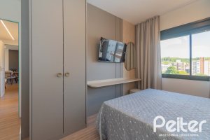 Apartamento à venda com 82m², 3 dormitórios, 1 suíte, 2 vagas, no bairro Tristeza em Porto Alegre