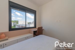 Apartamento à venda com 82m², 3 dormitórios, 1 suíte, 2 vagas, no bairro Tristeza em Porto Alegre