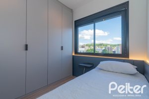 Apartamento à venda com 82m², 3 dormitórios, 1 suíte, 2 vagas, no bairro Tristeza em Porto Alegre