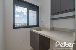 Apartamento à venda com 82m², 3 dormitórios, 1 suíte, 2 vagas, no bairro Tristeza em Porto Alegre