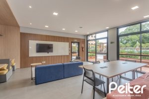 Apartamento à venda com 82m², 3 dormitórios, 1 suíte, 2 vagas, no bairro Tristeza em Porto Alegre