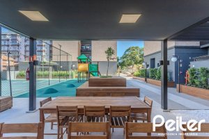 Apartamento à venda com 82m², 3 dormitórios, 1 suíte, 2 vagas, no bairro Tristeza em Porto Alegre