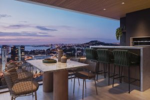 Apartamento à venda com 197m², 4 dormitórios, 4 suítes, 3 vagas, no bairro Cristal em Porto Alegre