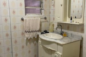 Terreno à venda com 572m², no bairro Vila Nova em Porto Alegre