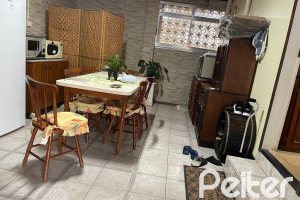 Terreno à venda com 572m², no bairro Vila Nova em Porto Alegre