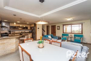 Casa em Condomínio à venda com 257m², 4 dormitórios, 4 suítes, 3 vagas, no bairro Tristeza em Porto Alegre