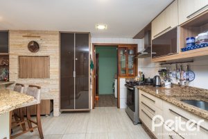 Casa em Condomínio à venda com 257m², 4 dormitórios, 4 suítes, 3 vagas, no bairro Tristeza em Porto Alegre