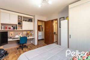 Casa em Condomínio à venda com 257m², 4 dormitórios, 4 suítes, 3 vagas, no bairro Tristeza em Porto Alegre
