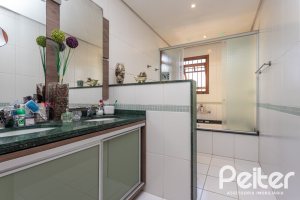 Casa em Condomínio à venda com 257m², 4 dormitórios, 4 suítes, 3 vagas, no bairro Tristeza em Porto Alegre