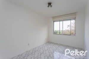 Apartamento à venda com 56m², 2 dormitórios, no bairro Tristeza em Porto Alegre