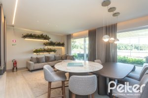 Apartamento à venda com 176m², 4 dormitórios, 4 suítes, 3 vagas, no bairro Golden Lake em Porto Alegre