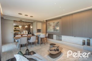 Apartamento à venda com 176m², 4 dormitórios, 4 suítes, 3 vagas, no bairro Golden Lake em Porto Alegre